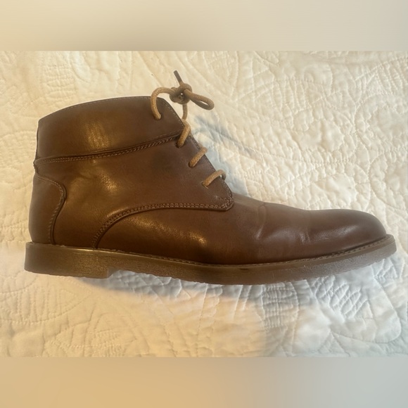 Andrew Fezza Chukka Ankle Boots - Picture 3 of 4